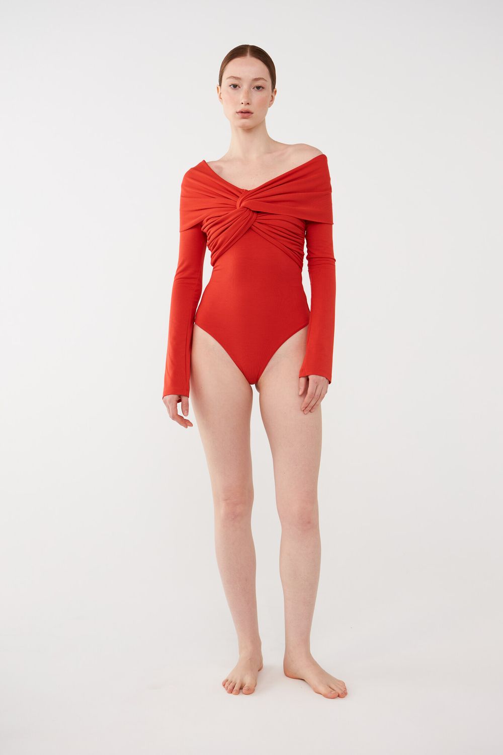 ТОП-БОДИ С УЗЛОМ, КРАСНЫЙ