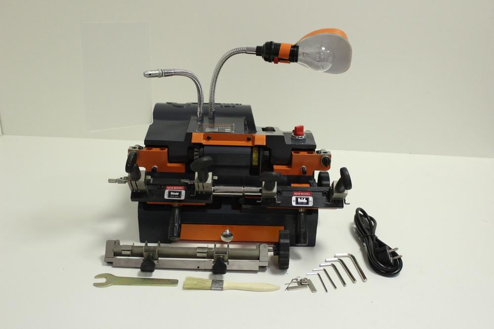 Cтанок Keyworld 100E3 Универсальный для изготовления ключей 14263