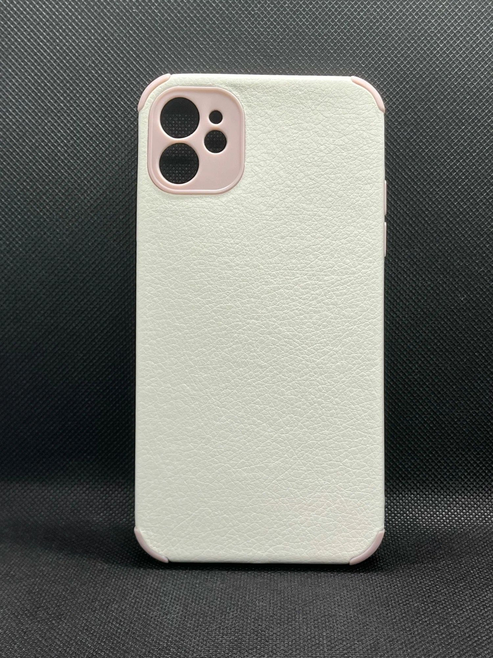 Чехол на Айфон 11 ( iPhone 11 ) противоударный, бампер