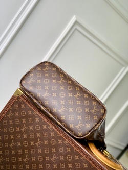 Louis Vuitton Neverfull Bandouliere Inside Out MM