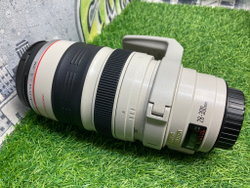 Canon EF 28-300mm 3.5-5.6L IS USM