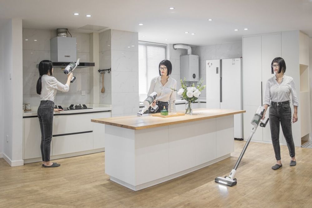 Пылесос беспроводной вертикальный аккумуляторный Greenworks 24В GD24SVK4D, Арт.4701107UB с АКБ 4 А*ч и ЗУ