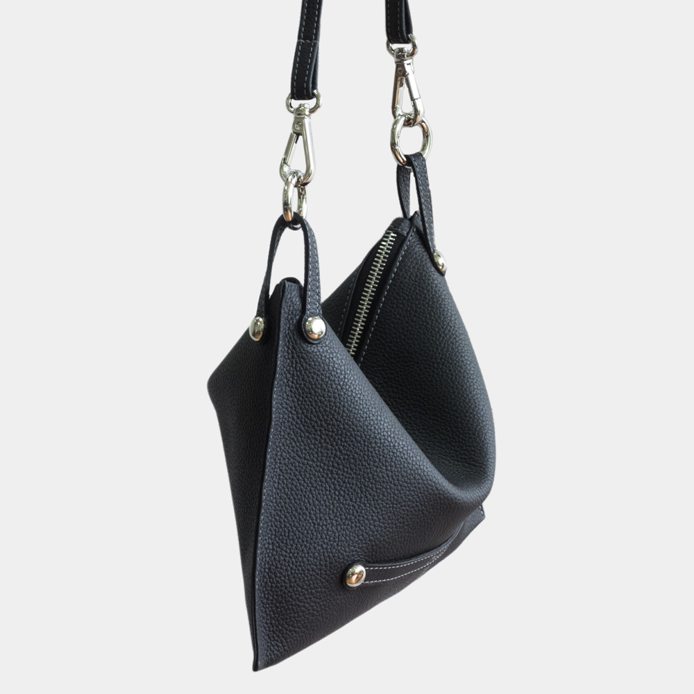 Женская сумка Julie Easy из натуральной кожи теленка черного цвета