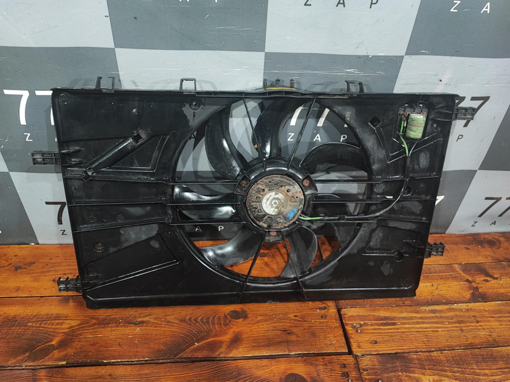 Вентилятор радиатора с диффузором Chevrolet Cruze 09-15 Б/У Оригинал 3135103785