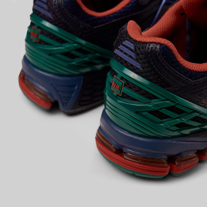 Кроссовки New Balance 1906R 