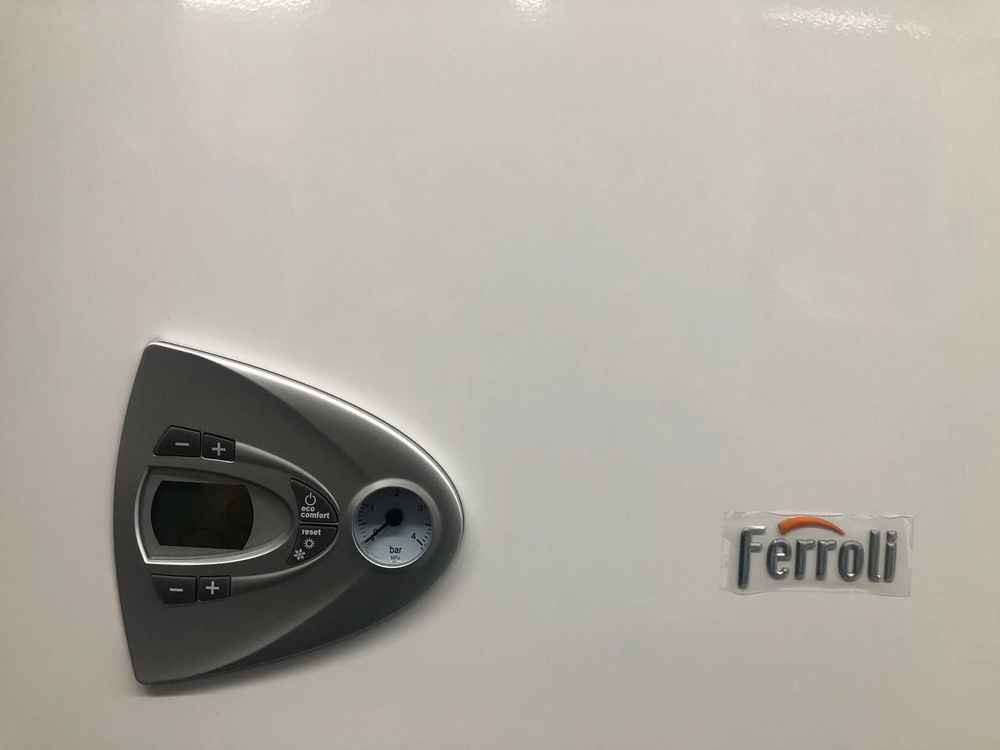 Газовый настенный котел FERROLI Vitabel HF 32