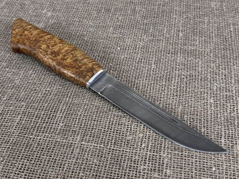 Финский нож Леуку, Дамасская сталь, рукоять карельская берёза