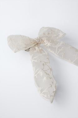 ZARA ЗАКОЛКА С ВЫШИТЫМ БАНТИКОМ, ЭКРЮ