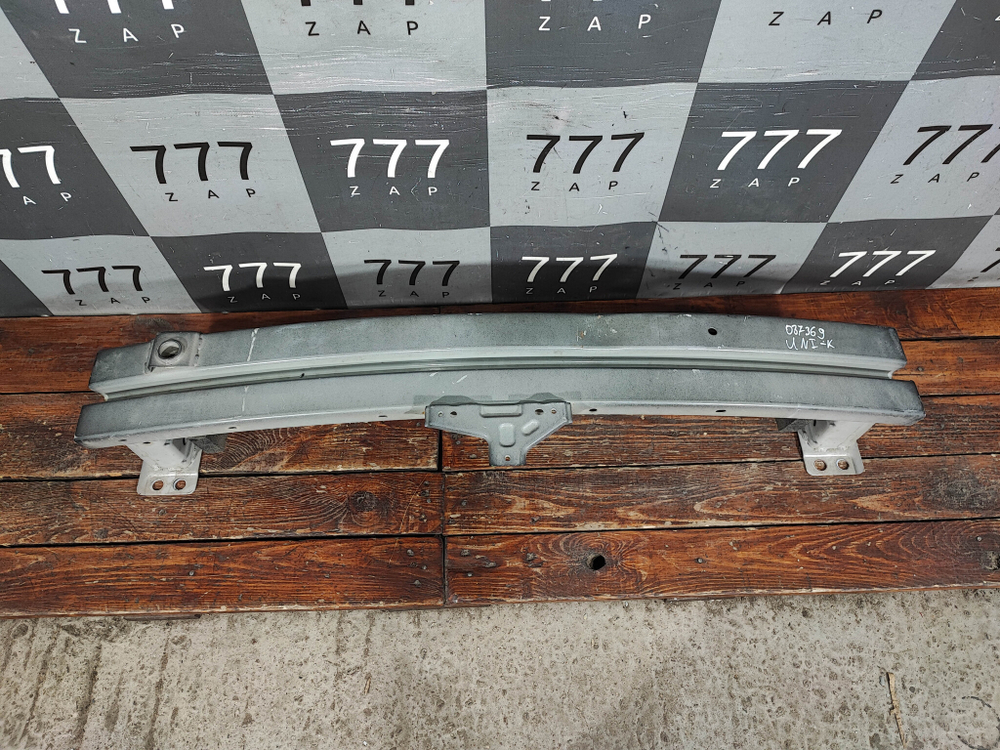 Усилитель переднего бампера Changan UNI-K 20-нв Б/У Оригинал CD569F2707030101AA