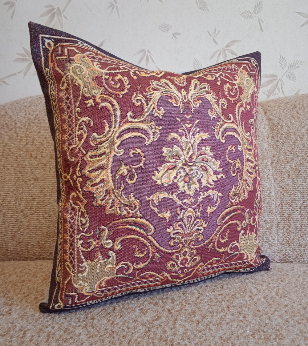 Декоративный гобеленовый чехол Елизавета 47х47