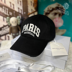Бейсболка Balenciaga