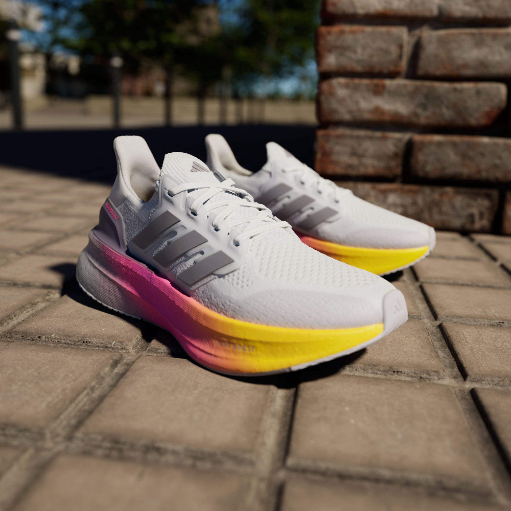 Кроссовки adidas Ultraboost 5.0 W