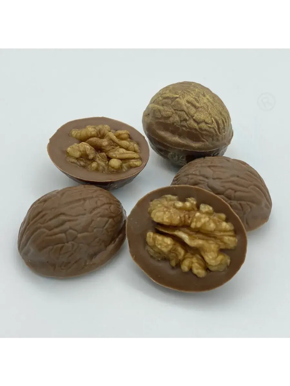 Форма пластиковая для конфет Орех грецкий Скорлупа (4 ячейки)