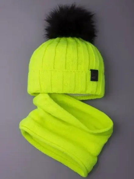 Шапка детская зимняя вязаная с помпоном и снуд