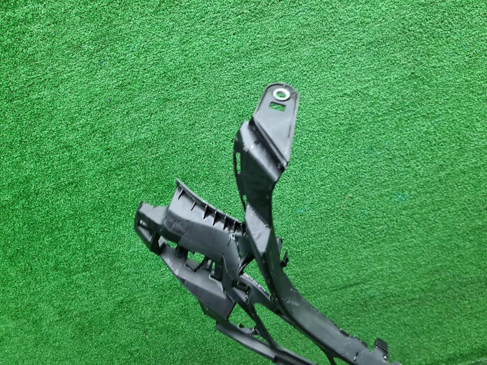 Кронштейн бампера Mercedes GLC X253 (2015-2019)