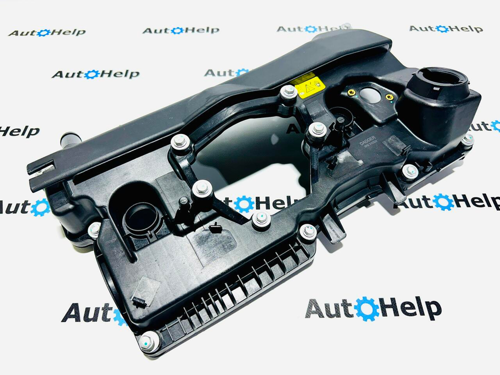 Клапанная крышка 11127568581 BMW 3-Series N46B20