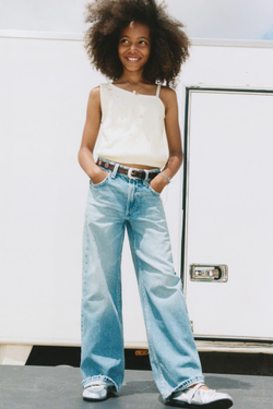 ZARA ТРИКОТАЖНЫЙ ТОП С АСИММЕТРИЧНЫМ ВЫРЕЗОМ И БУСИНАМИ, ЭКРЮ