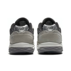 Кроссовки New Balance 880
