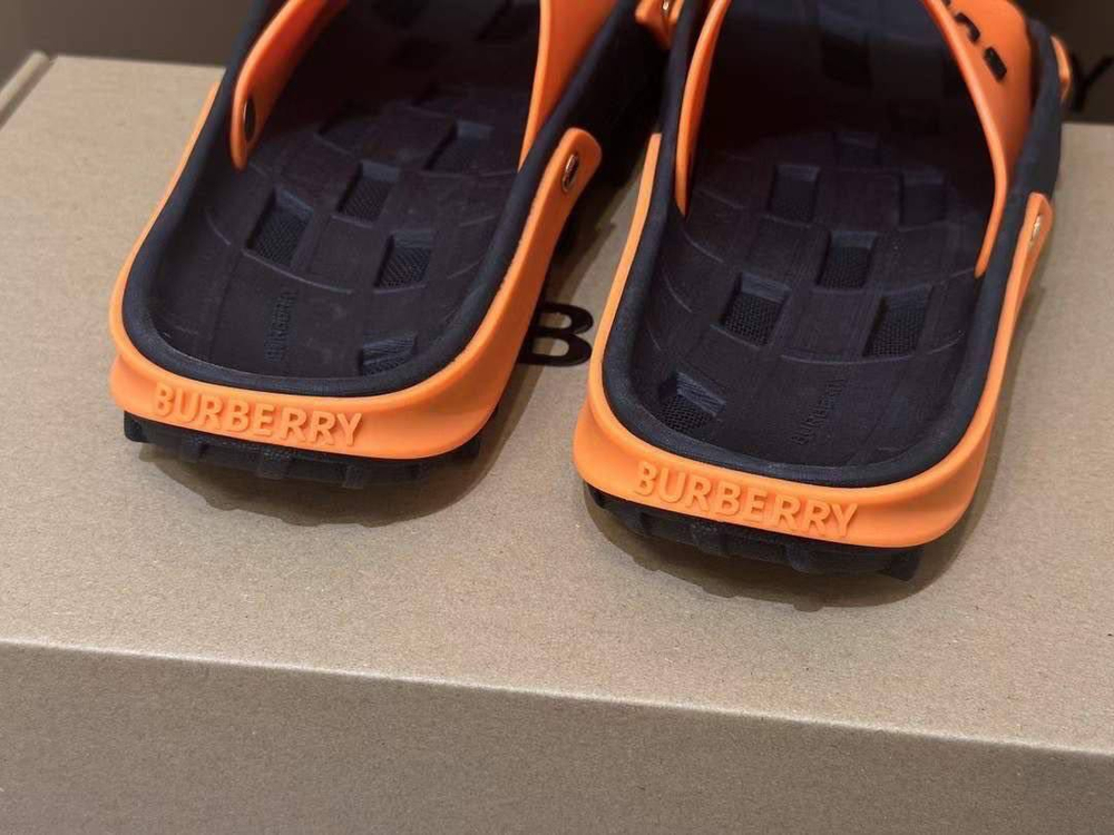 Шлёпанцы Burberry, арт. 703964
