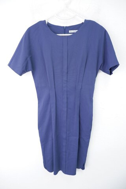 Платье Kira Plastinina лаконичное 42 размер