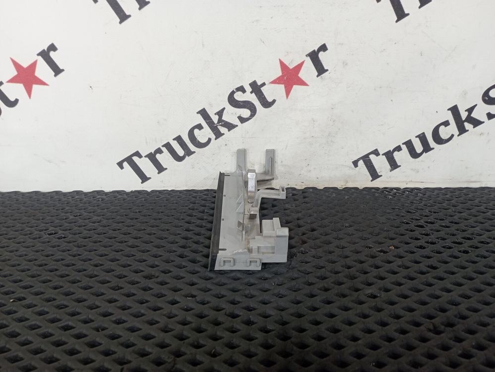 Фонарь вещевого отделения 2020г.