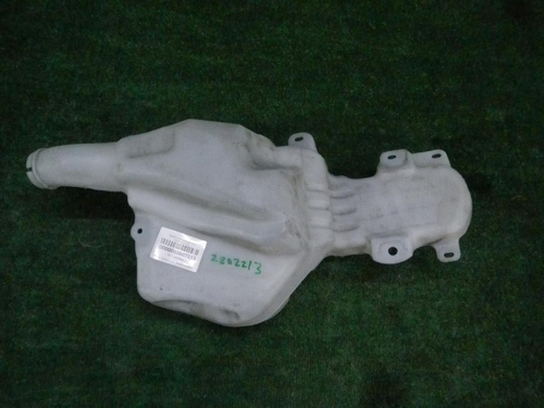 Бачок омывателя Cadillac XT5 (2016-н.в.)