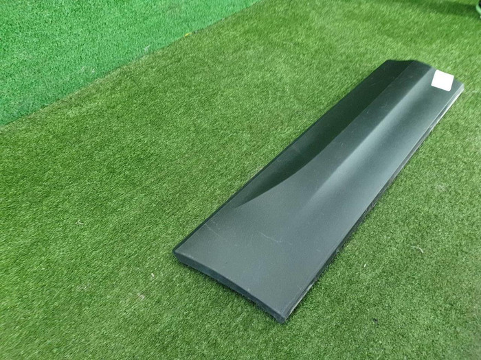 Накладка двери задняя правая Skoda Karoq (2017-н.в.)