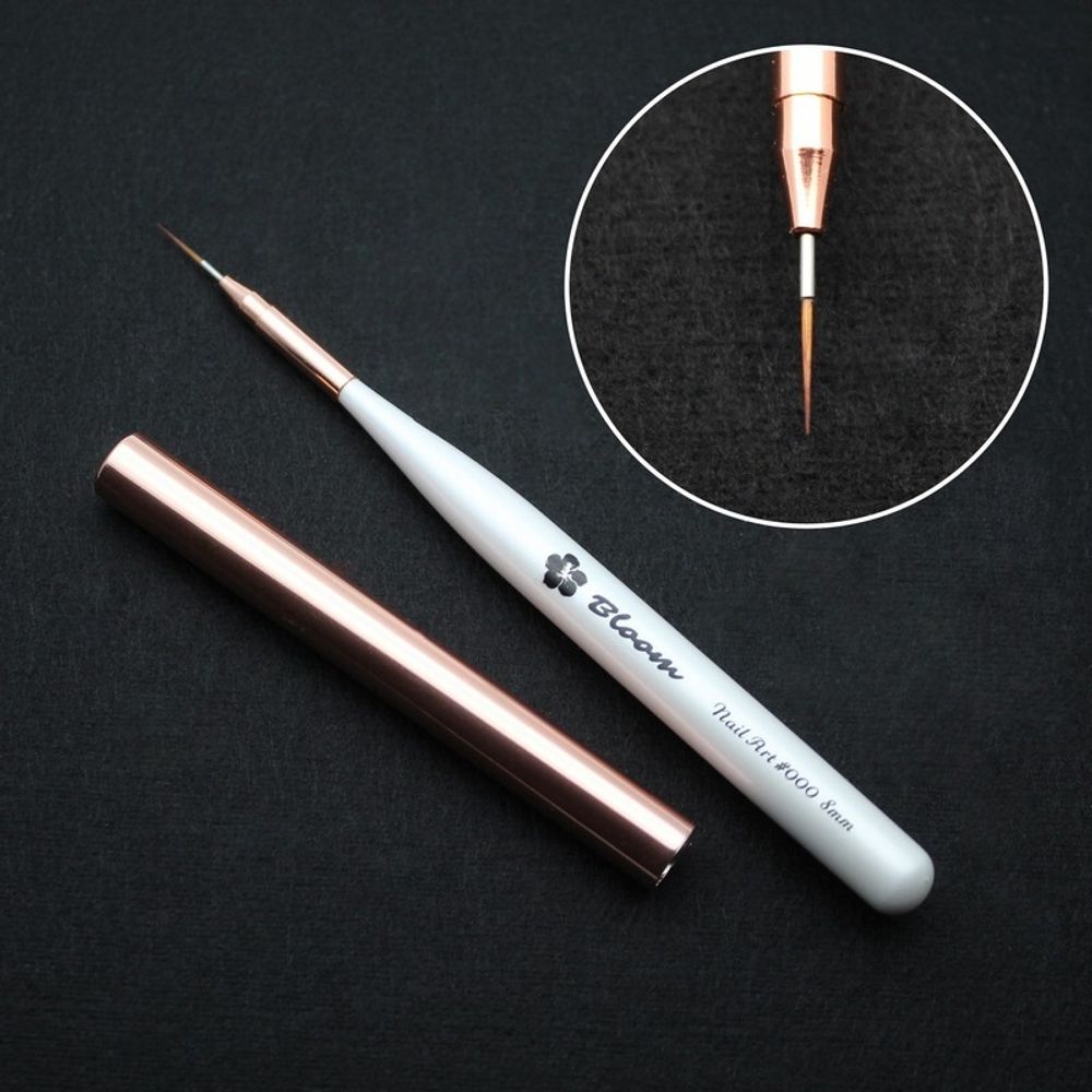 Bloom Кисть для маникюра Страйпер, 8мм2