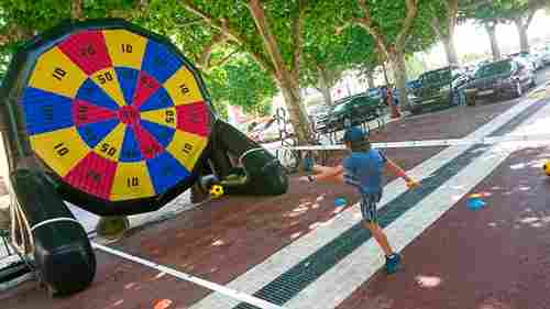 Надувной дартс «Цветной» на подкачке, диаметр 3 м, размер 3×2×3,5 м