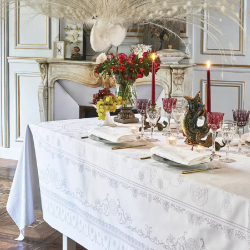 Скатерть Garnier Thiebaut Eloise Blanc (174 x 174 см)