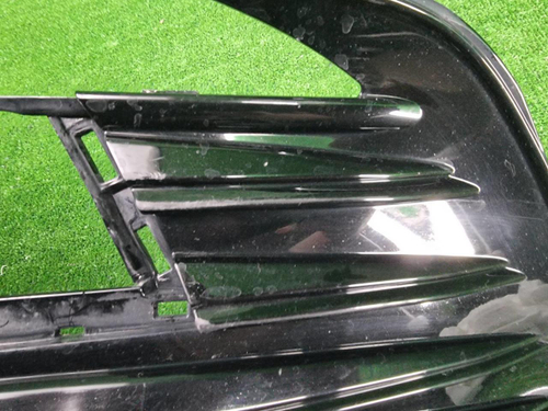 Решетка переднего бампера Toyota Camry xv70 20-нв