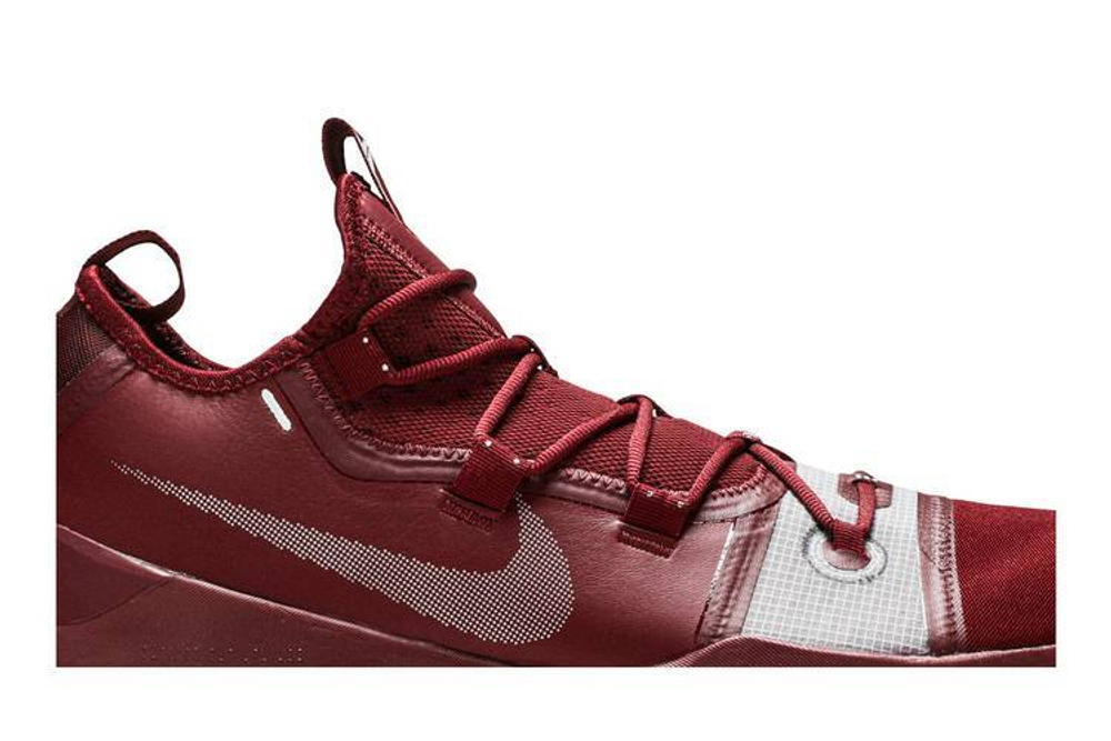 Kobe ad team store