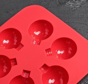 Форма силиконовая «Елочные шарики», 15х15х2 см, 6 ячеек