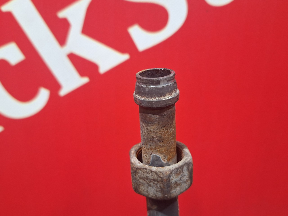 Трубка компрессора