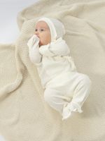 Комплект из 4-х предметов распашонка, ползунки, чепчик, шапочка