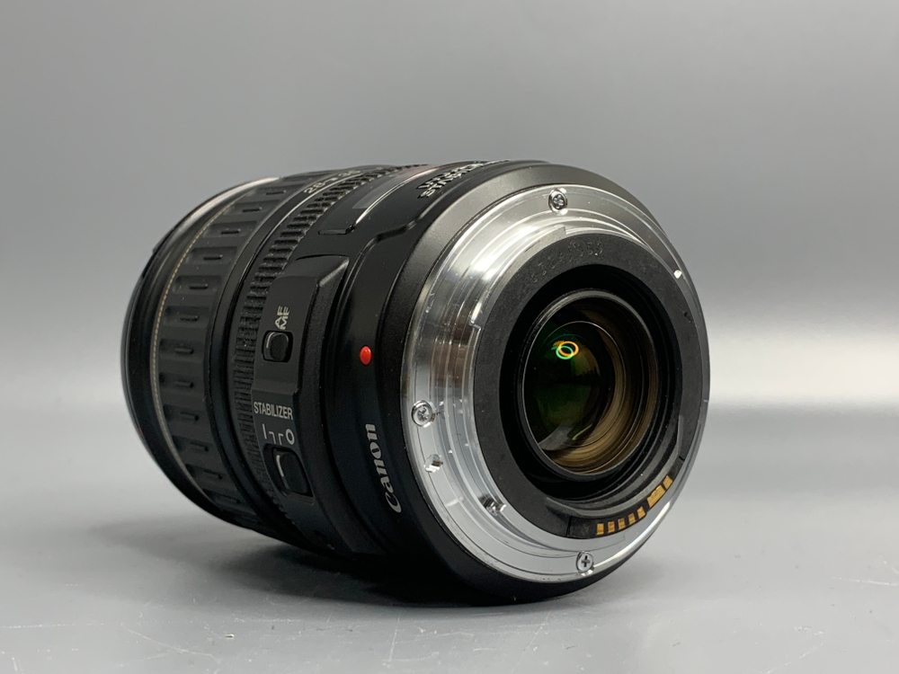 Canon EF 28-135mm 3.5-5.6 IS USM