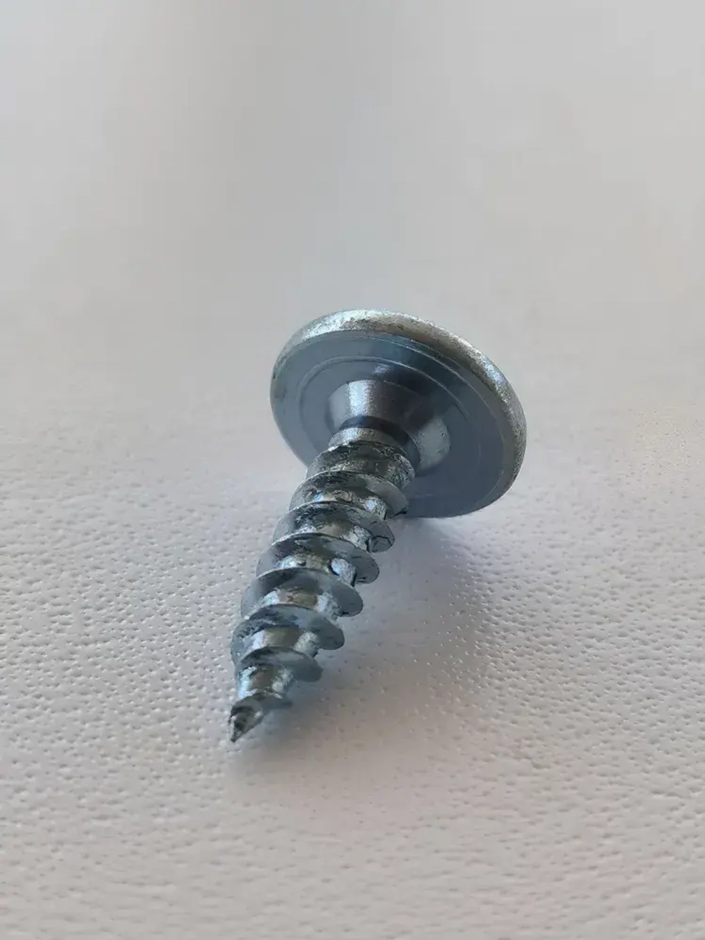 Саморез 4.2 x 16 мм 200 шт. 0.43 кг.