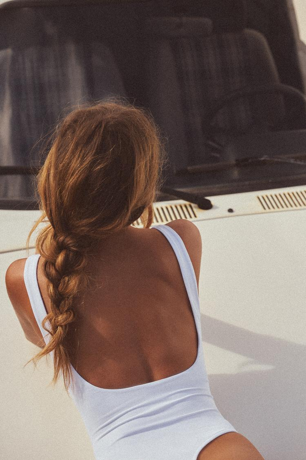 ZARA БОДИ ИЗ ПОЛИАМИДА С БРЕТЕЛЯМИ, БЕЛЫЙ