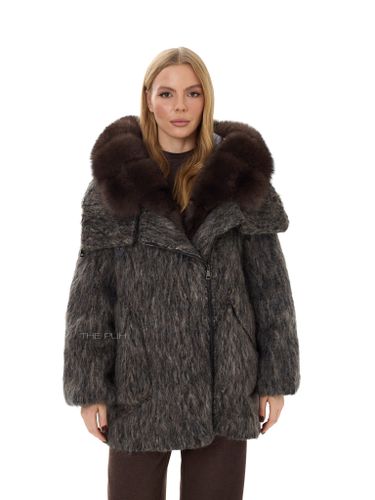 Шоколадный шерстяной пуховик с меховым воротником