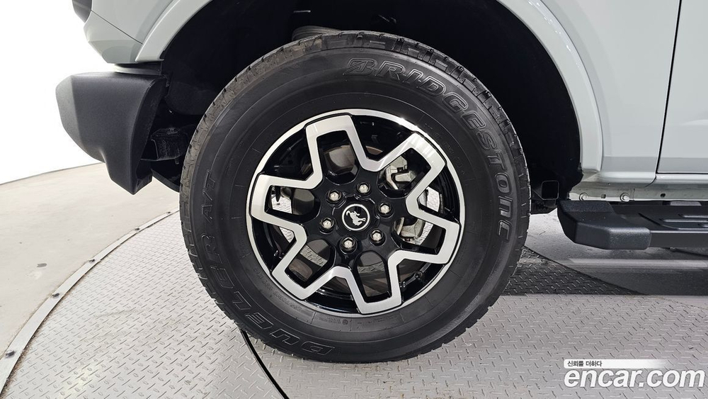 Ford Bronco 6 Generation 2.7 Outer Banks (09.2022)