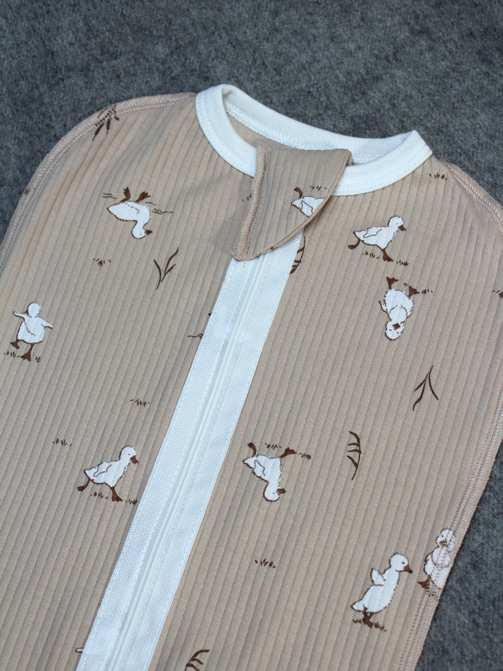 Пеленальный кокон Утята РУБЧИК Светлый кофе RinaAmari