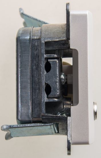 Розетка телевизионная проходная TV/SAT Glossa 4дБ механизм перламутр SchE GSL000698