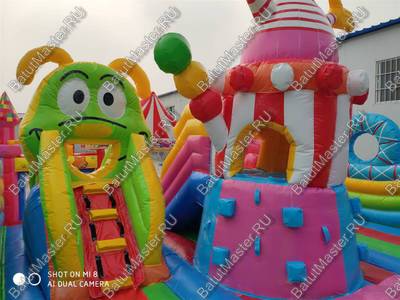 Коммерческий надувной батут "Парк развлечений 2" 12*7*7 м