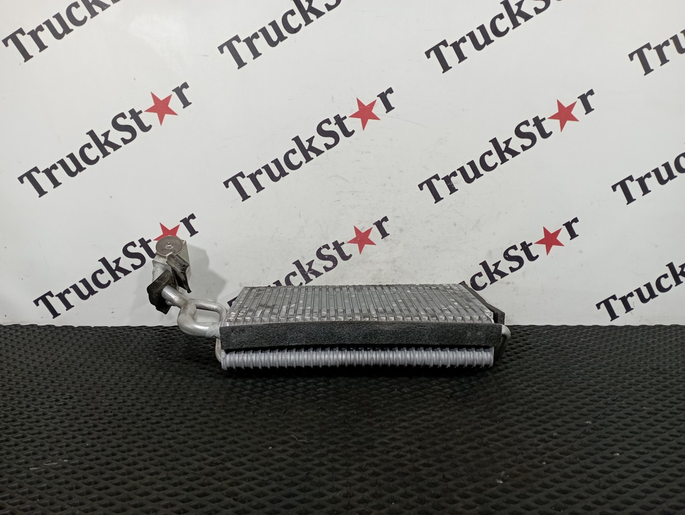 Радиатор кондиционера 2023г.