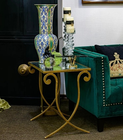 Столик зеркальный 67 см L