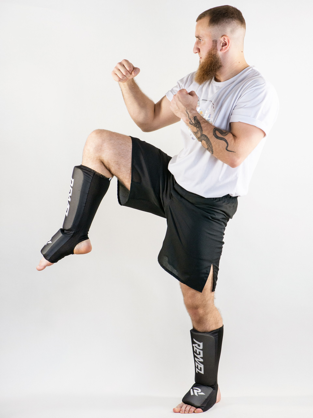 Защита голени и стопы  формованная New Armor