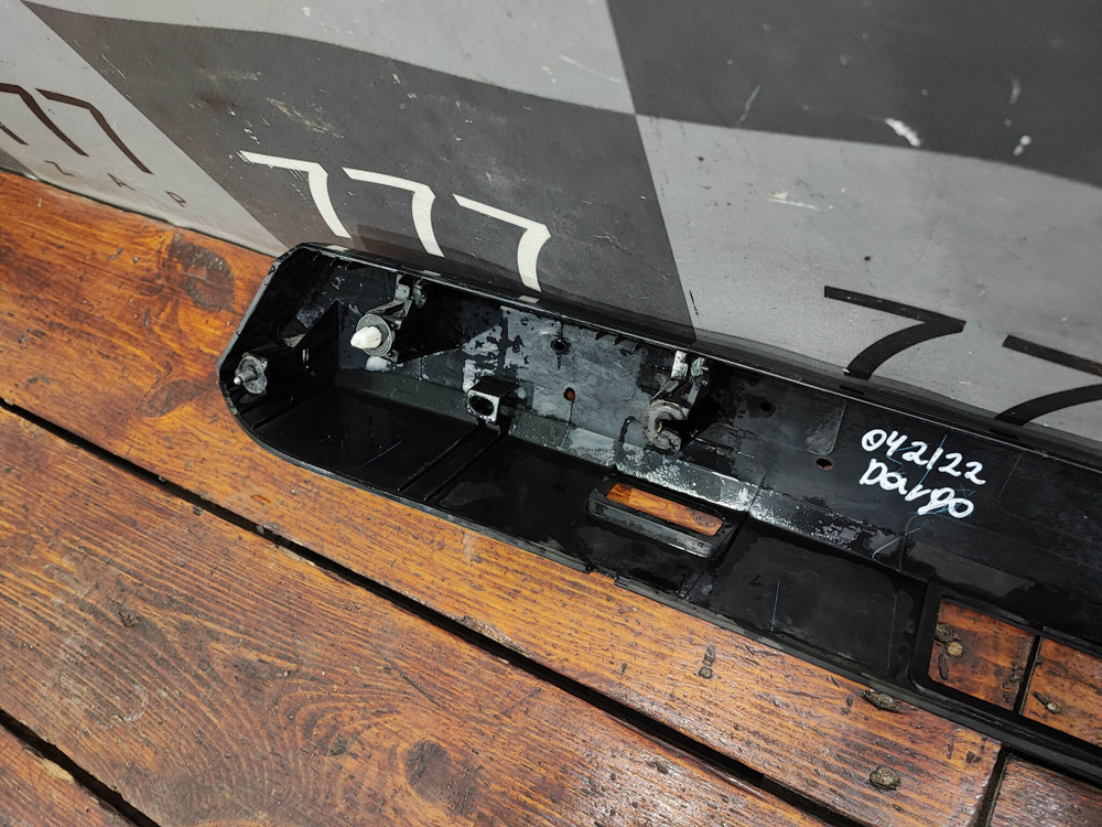 Накладка двери багажника Haval Dargo 22-нв Б/У Оригинал 5506100XKN04A