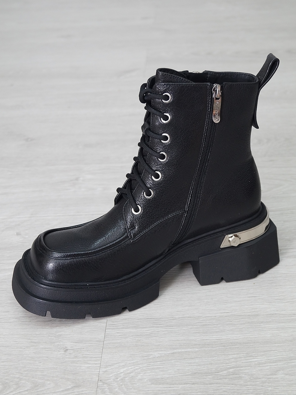 Ботинки женские демисезонные