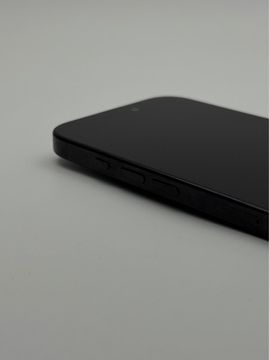 iPhone 16 Pro 128Gb Black Titanium