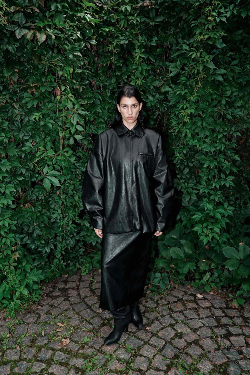 Утепленная куртка-рубашка из экокожи